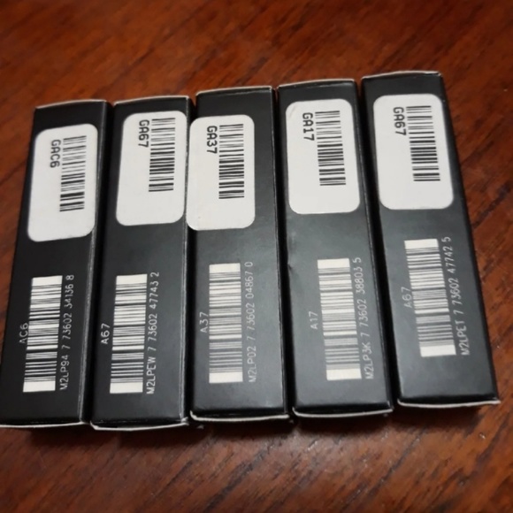 Mac matte Lipstick bundle  5pcs new authentic main image 4